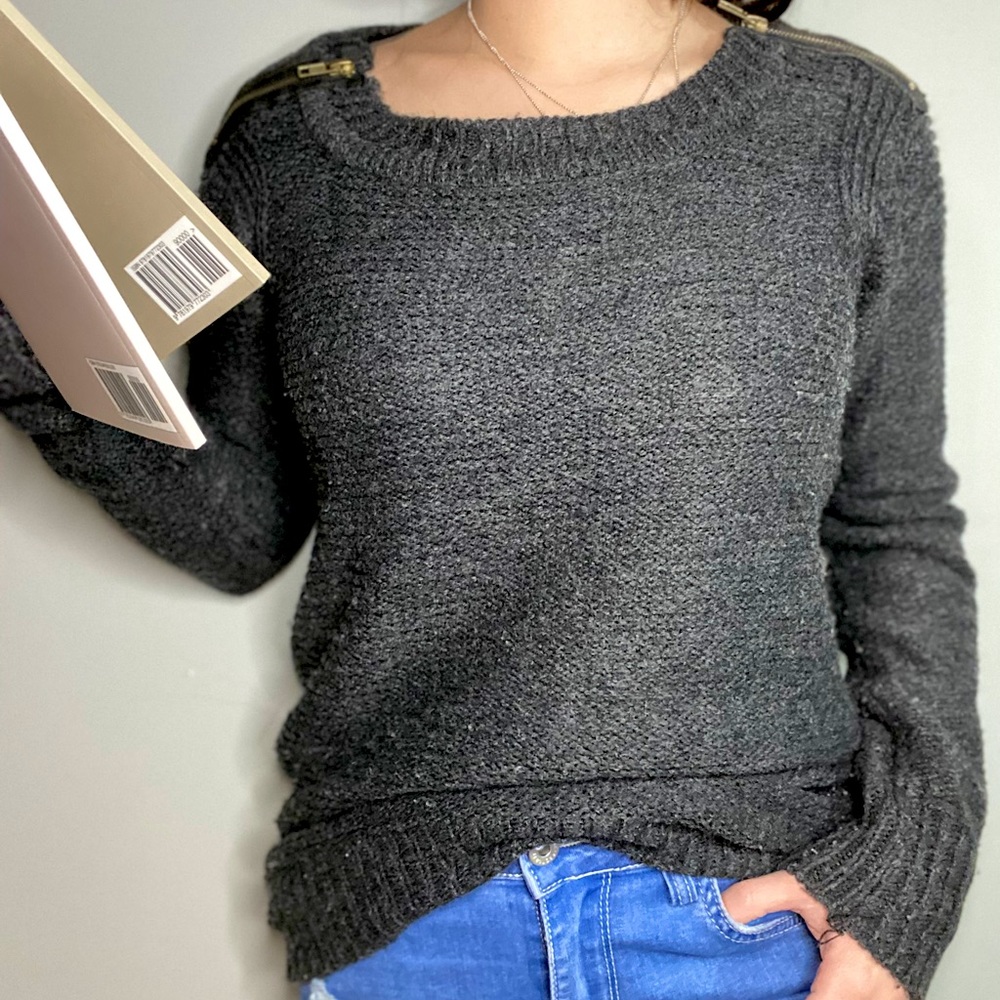 Comfy grey sweater